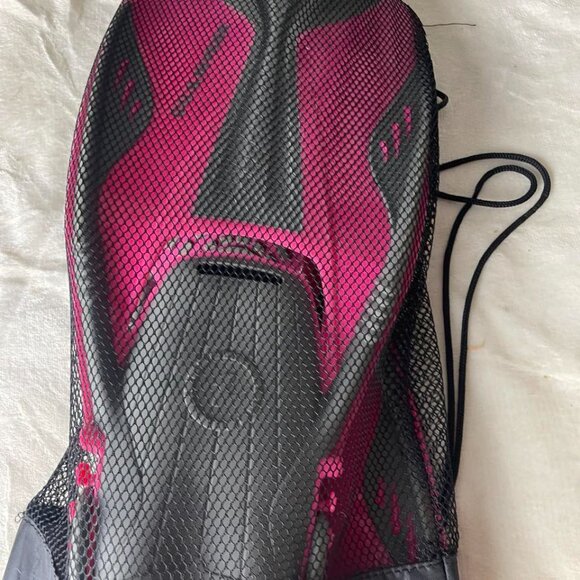 EUC U.S. Divers Women's Pink & Gray Snorkeling Scuba Fins size L/XL - Picture 8 of 9